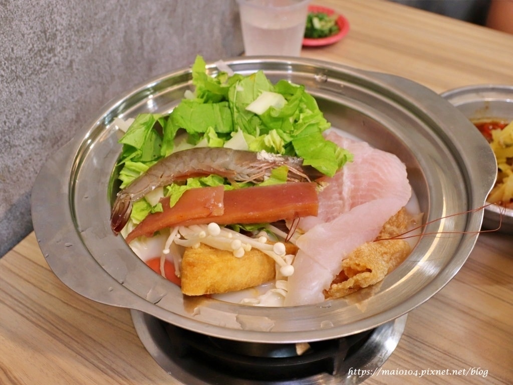 IMG_3243.JPG IMG_3243.JPG