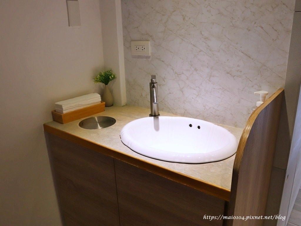 IMG_3864-1.JPG IMG_3864-1.JPG