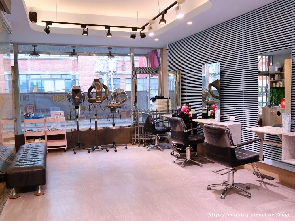 樹林染髮推薦|WOR HAIR樹林店~樹林火車站前,女生染燙 樹林染髮推薦|WOR HAIR樹林店~樹林火車站前,女生染燙