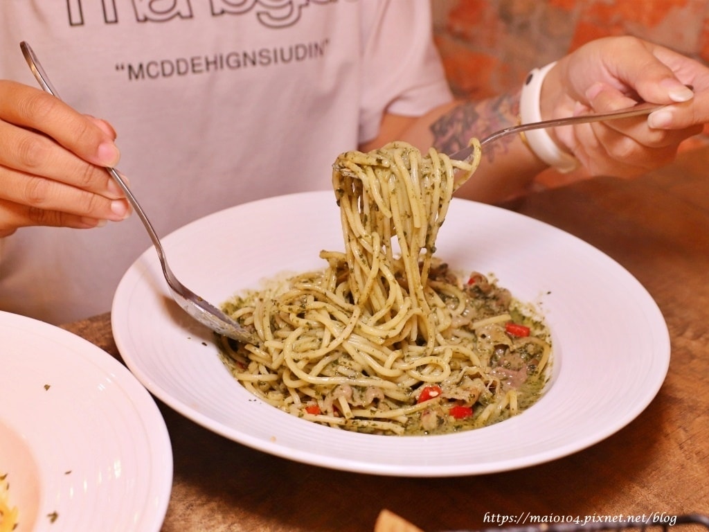 IMG_8990.JPG IMG_8990.JPG