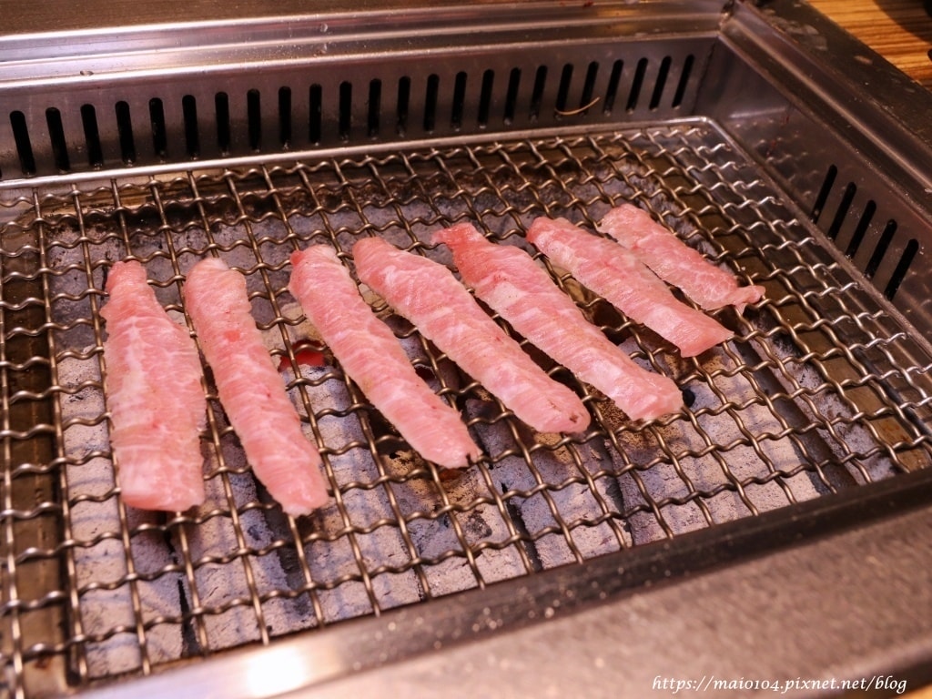 IMG_9890.JPG IMG_9890.JPG