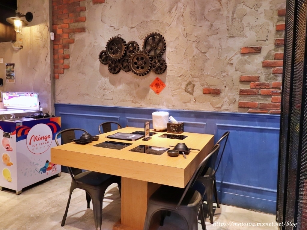 IMG_4575-1.JPG IMG_4575-1.JPG