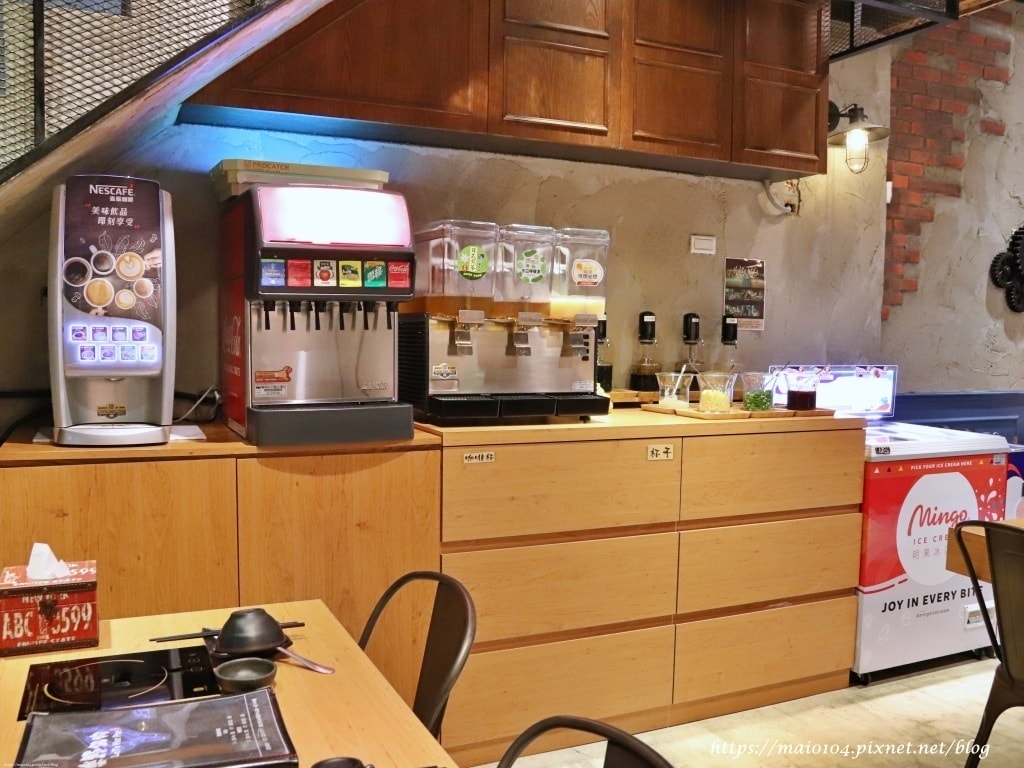 IMG_4586.JPG IMG_4586.JPG