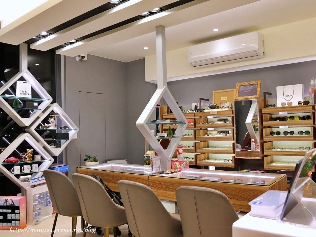 IMG_4000.JPG IMG_4000.JPG