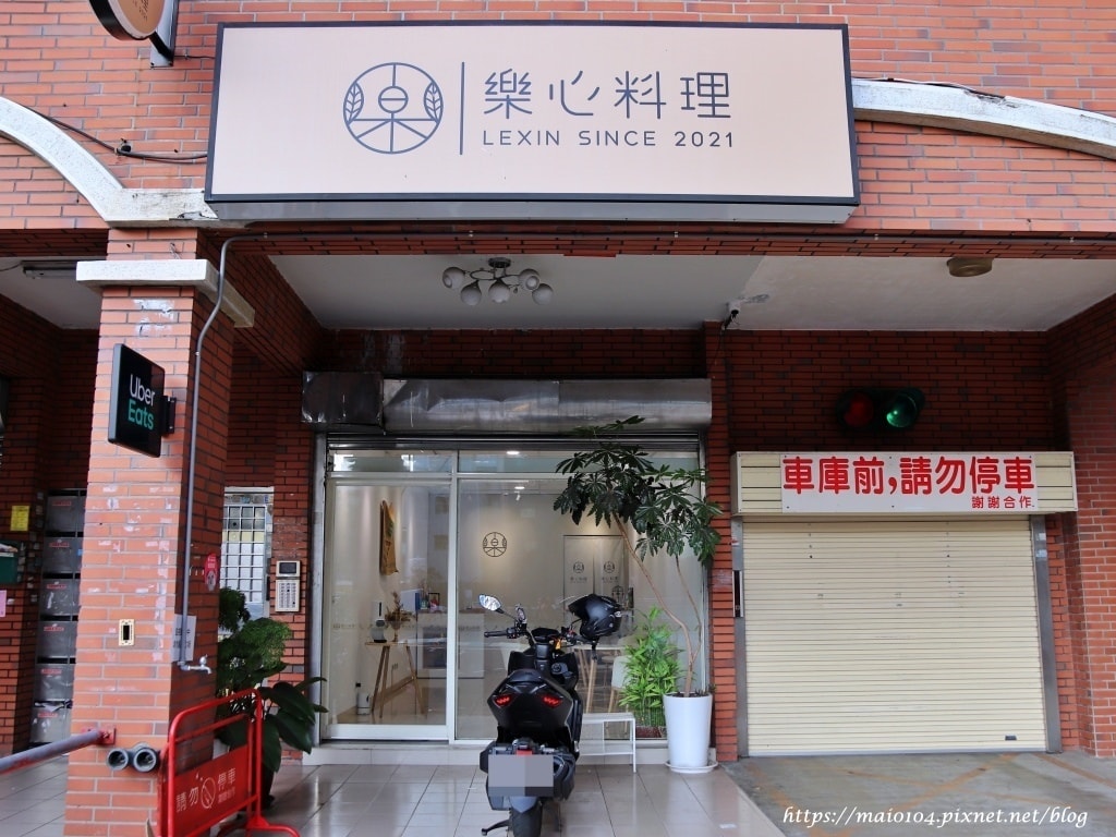 IMG_8303.JPG IMG_8303.JPG