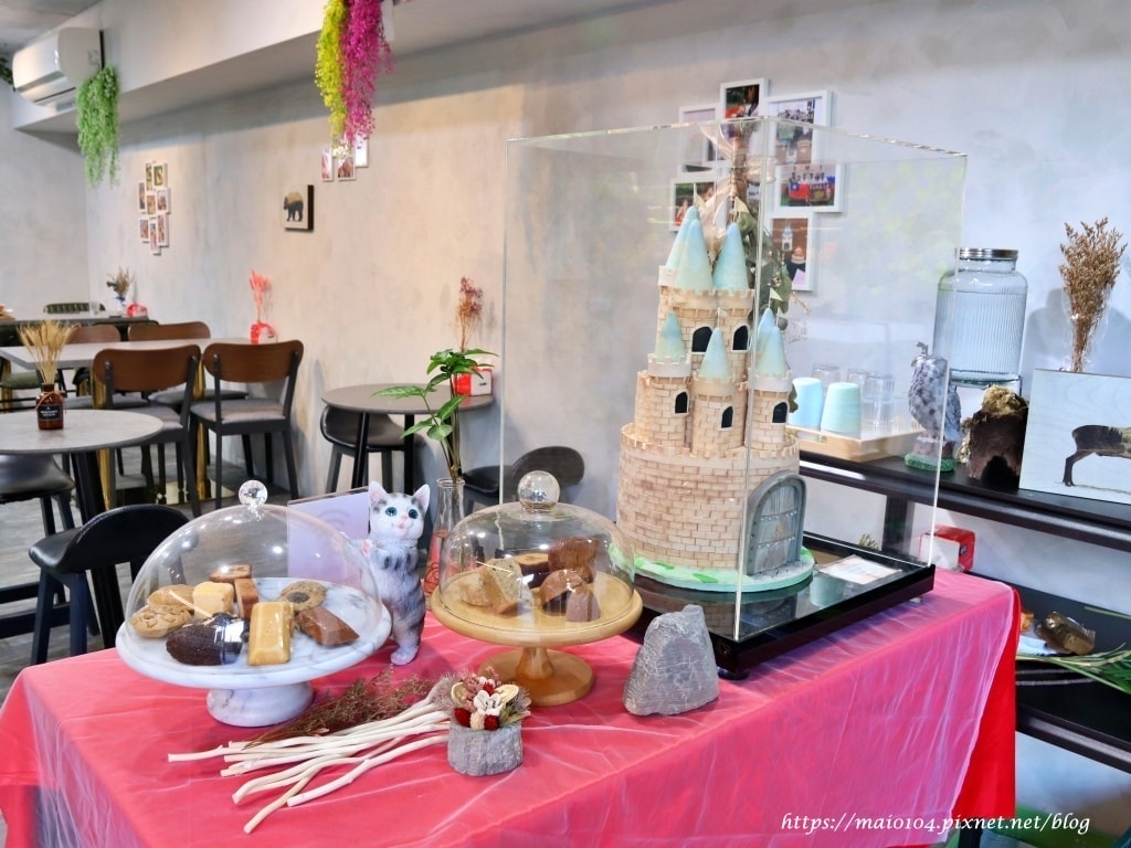 IMG_8879.JPG IMG_8879.JPG