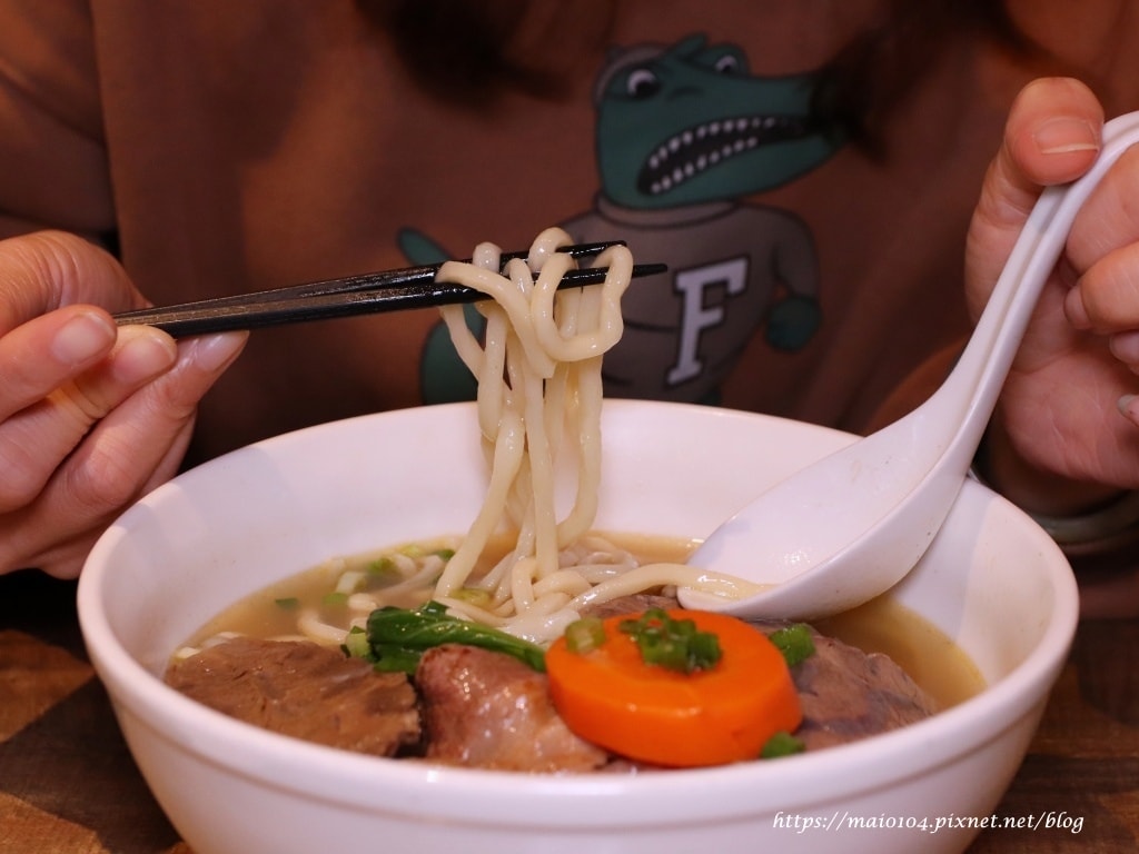 IMG_9742.JPG IMG_9742.JPG