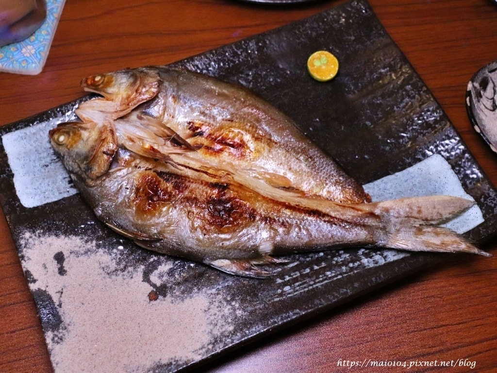 IMG_0689.JPG IMG_0689.JPG