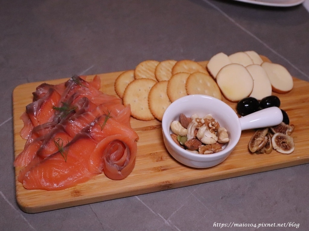 中壢餐酒館推薦|密室音樂餐廳Mix Live House 中壢餐酒館推薦|密室音樂餐廳Mix Live House