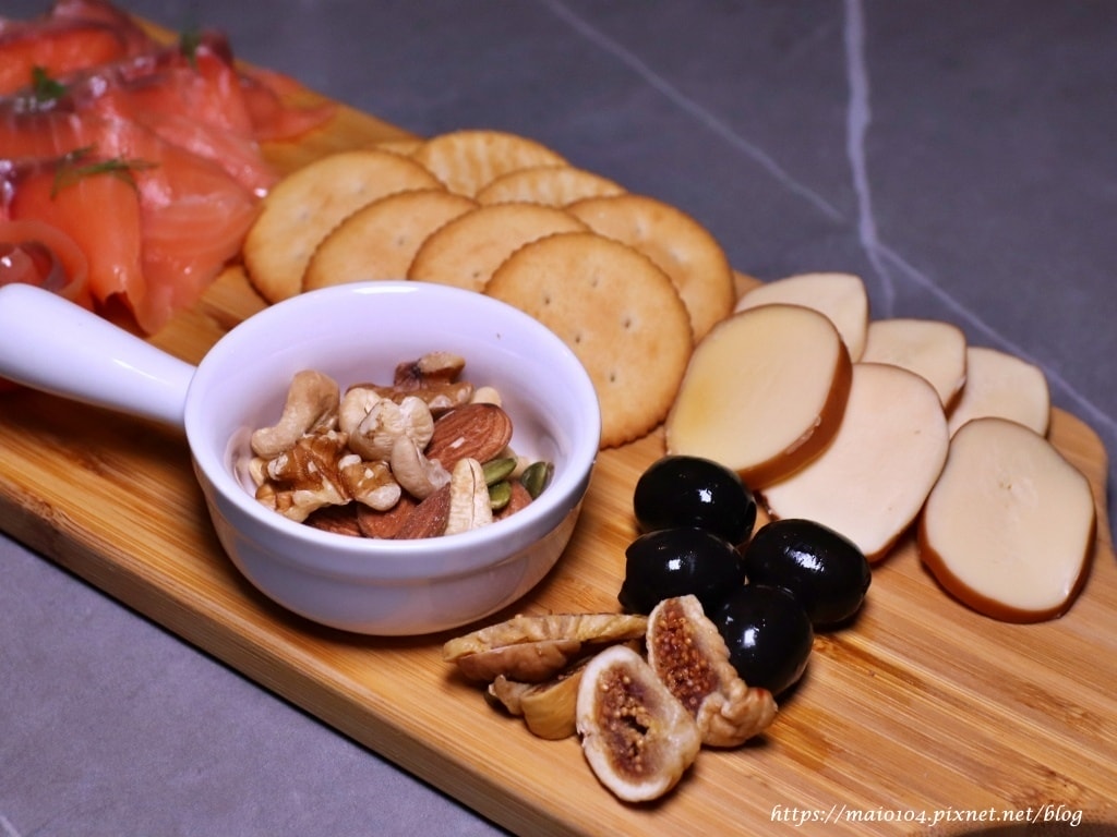 中壢餐酒館推薦|密室音樂餐廳Mix Live House 中壢餐酒館推薦|密室音樂餐廳Mix Live House