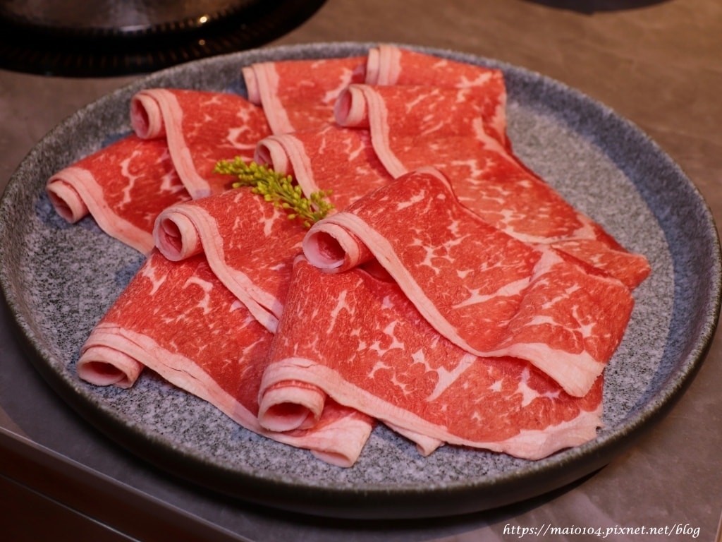 台北中山區美食|呷哺呷哺火鍋~一個人也能享受鴛鴦鍋,自助吧主 台北中山區美食|呷哺呷哺火鍋~一個人也能享受鴛鴦鍋,自助吧主