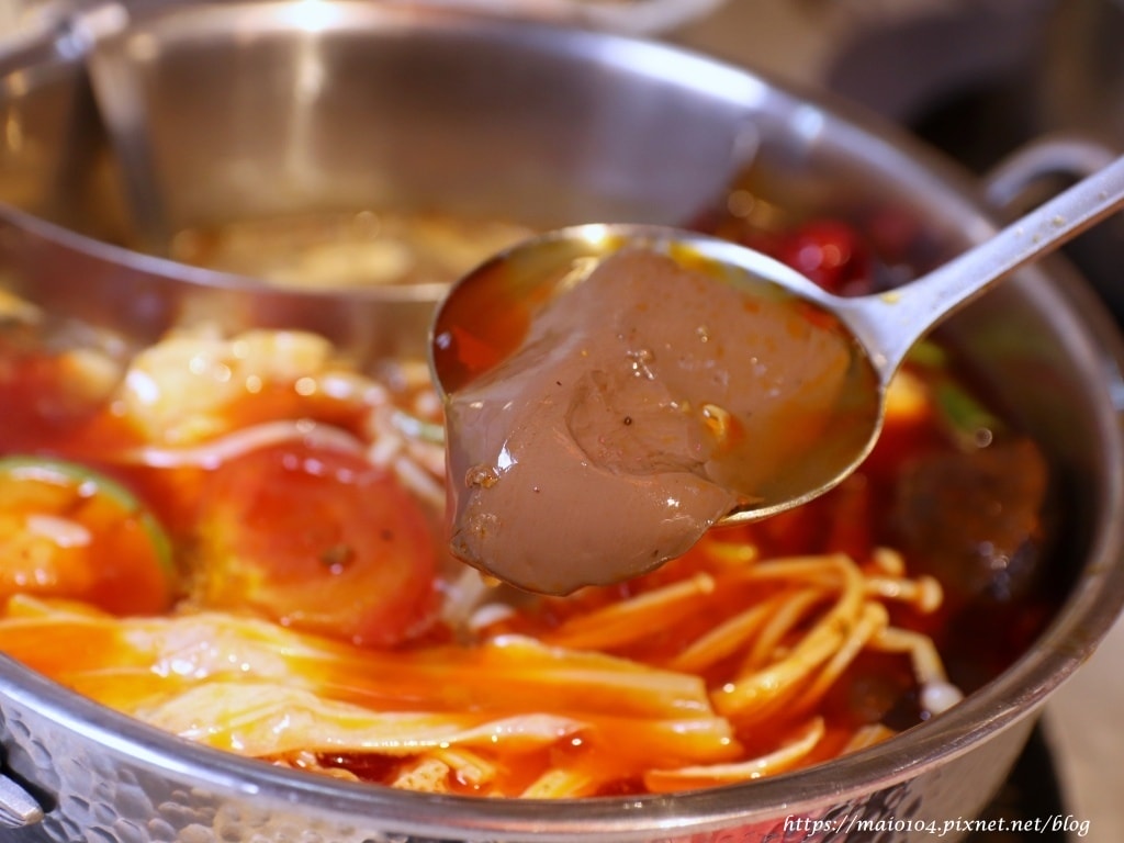 台北中山區美食|呷哺呷哺火鍋~一個人也能享受鴛鴦鍋,自助吧主 台北中山區美食|呷哺呷哺火鍋~一個人也能享受鴛鴦鍋,自助吧主