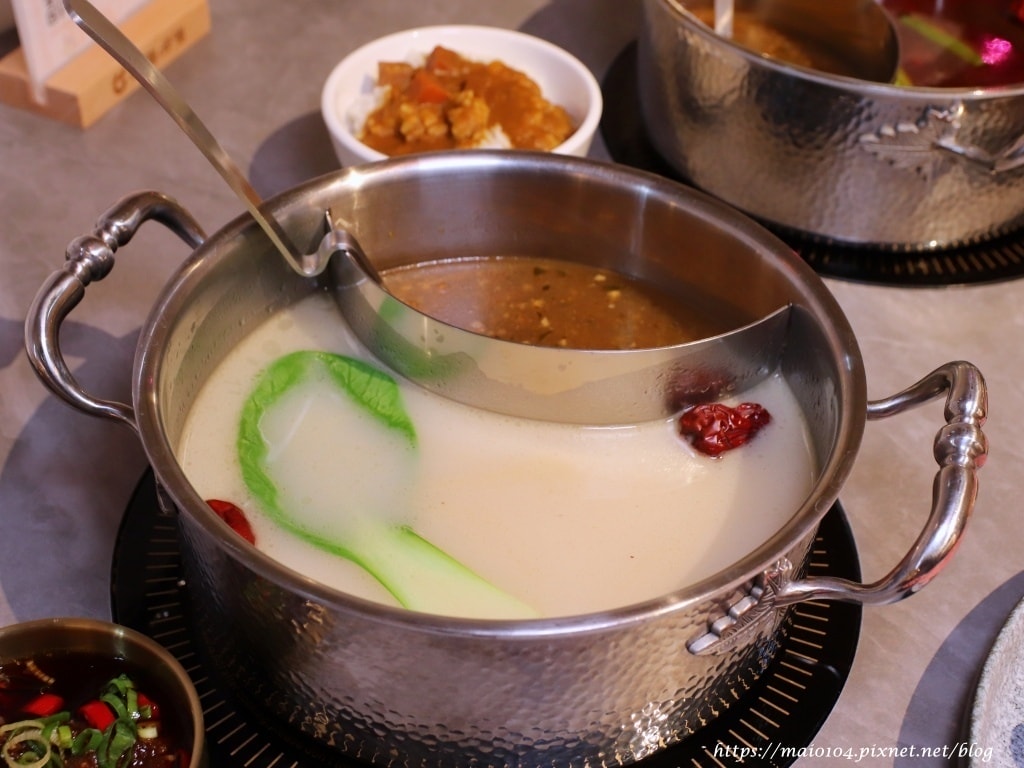 台北中山區美食|呷哺呷哺火鍋~一個人也能享受鴛鴦鍋,自助吧主 台北中山區美食|呷哺呷哺火鍋~一個人也能享受鴛鴦鍋,自助吧主