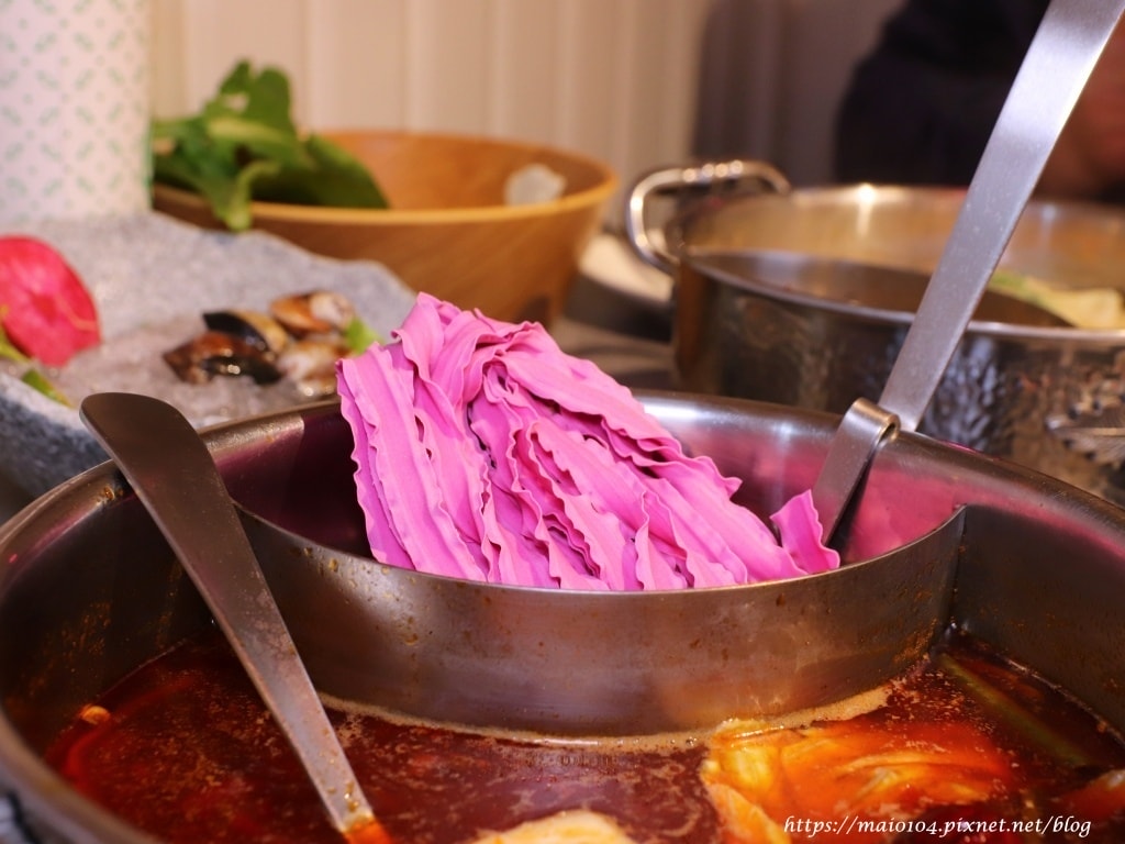 台北中山區美食|呷哺呷哺火鍋~一個人也能享受鴛鴦鍋,自助吧主 台北中山區美食|呷哺呷哺火鍋~一個人也能享受鴛鴦鍋,自助吧主