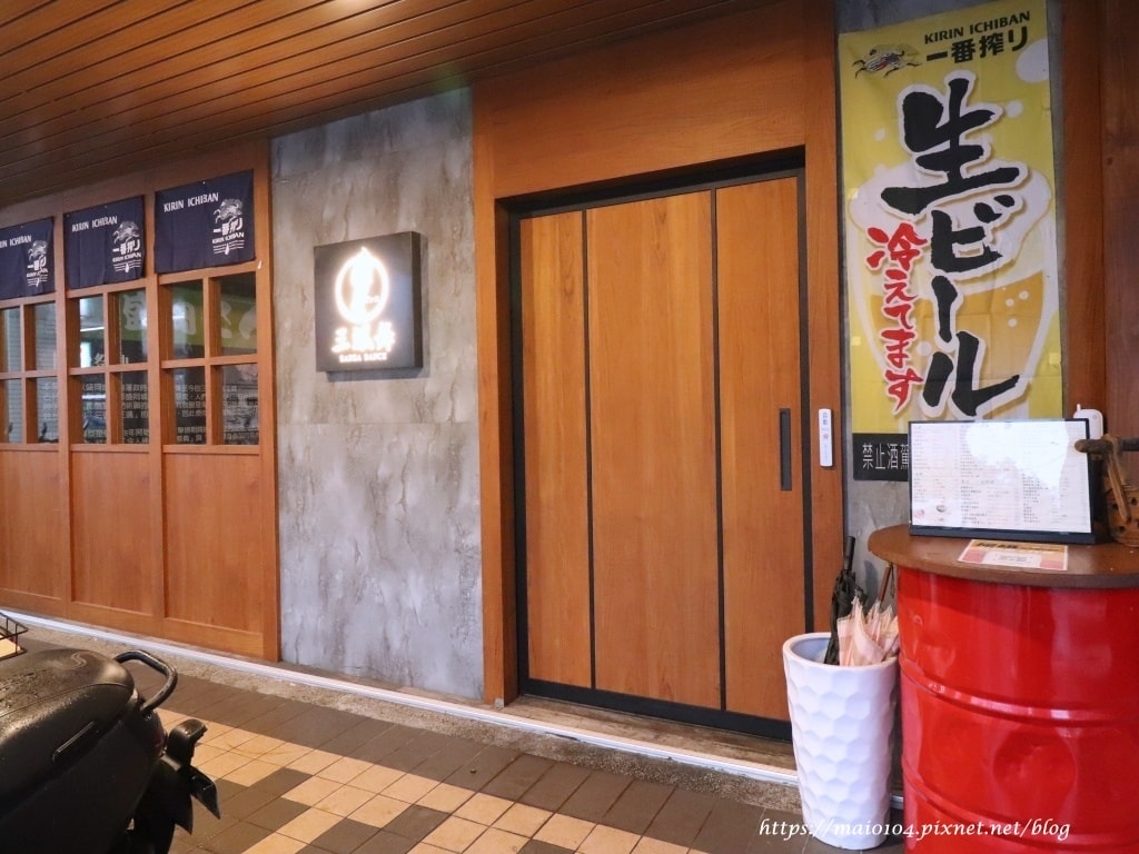 IMG_3877.JPG IMG_3877.JPG