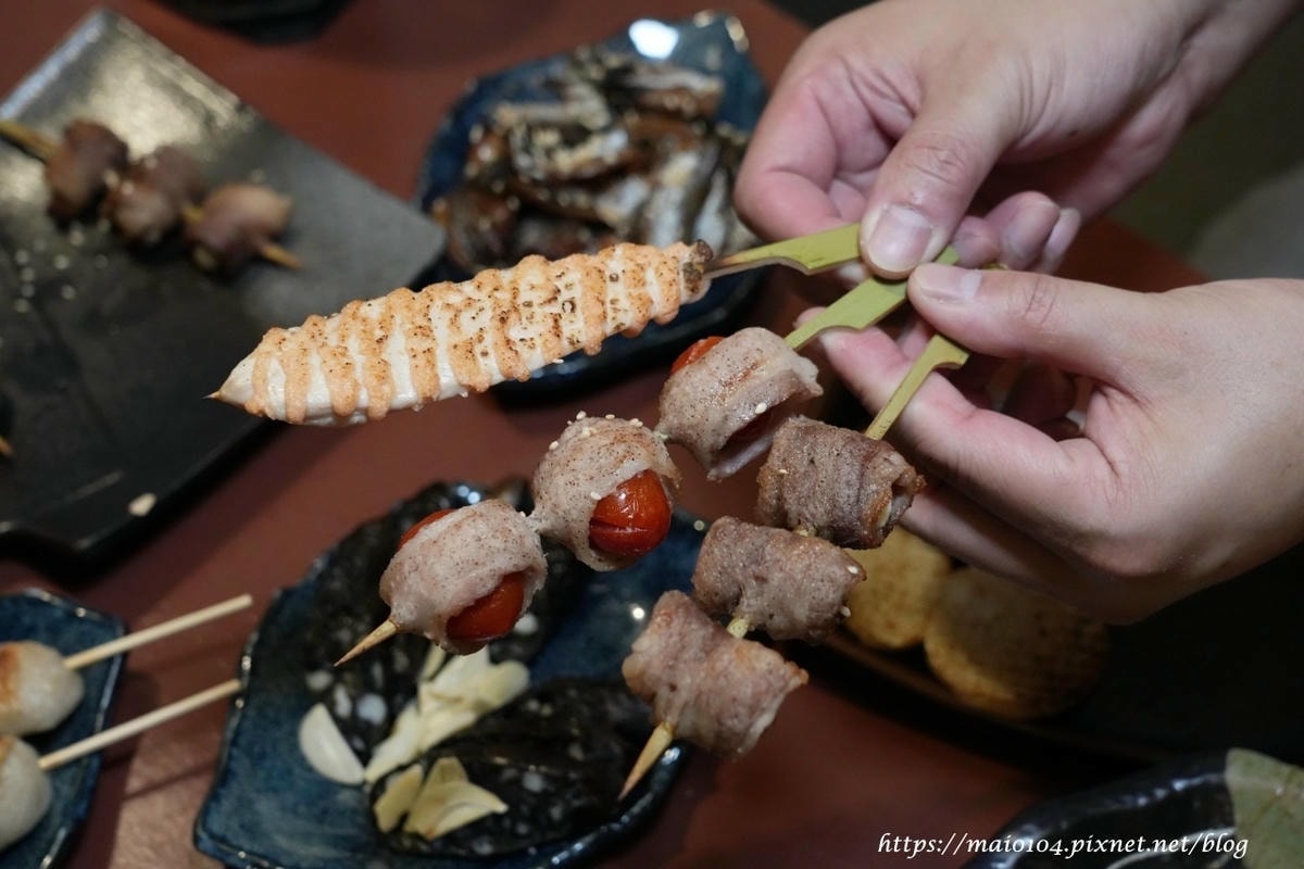 桃園美食推薦｜Mr.Q燒肉小酒館～漸層啤酒、現烤串燒，桃園餐