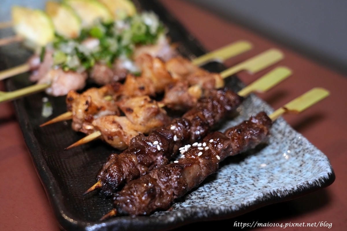 桃園美食推薦｜Mr.Q燒肉小酒館～漸層啤酒、現烤串燒，桃園餐