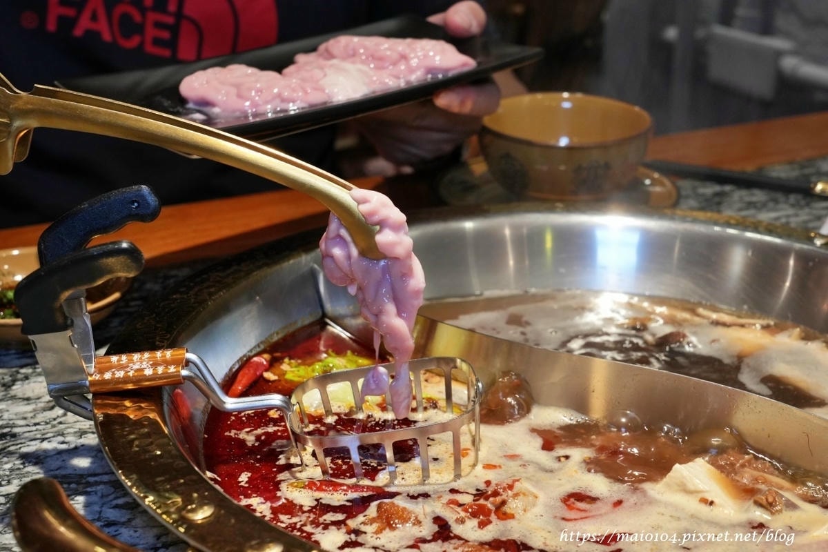 中壢鍋物推薦｜好想你重慶蓋碗火鍋～結合網美、復古的用餐風格，