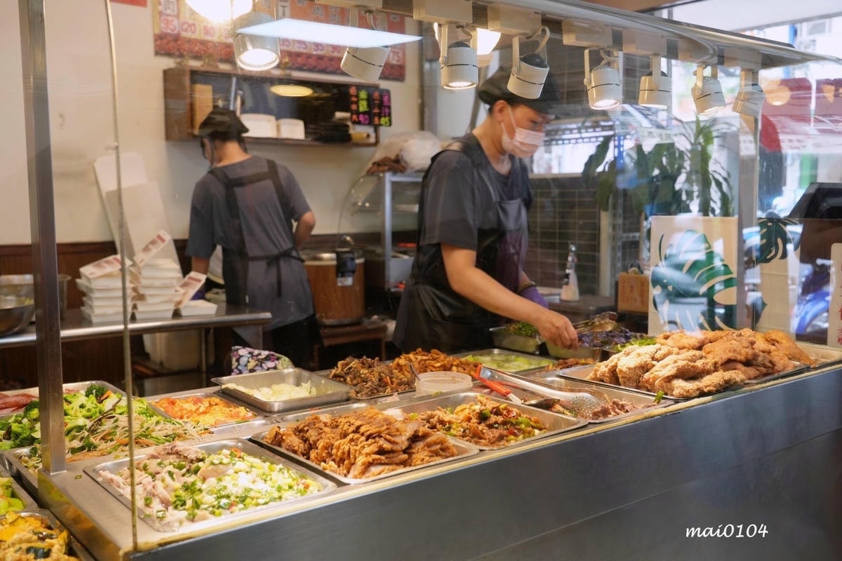 桃園平鎮美食|三國東風也炊便當~以三國名將命名的在地老字號便 桃園平鎮美食|三國東風也炊便當~以三國名將命名的在地老字號便