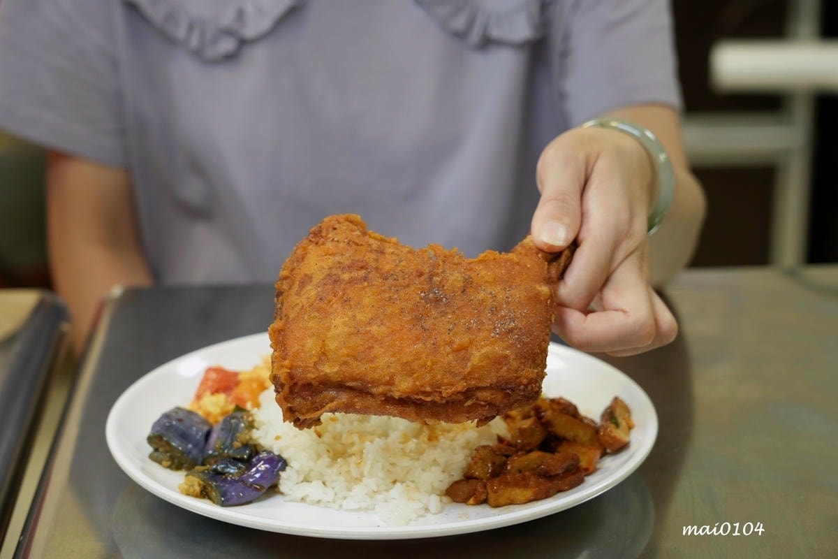 桃園平鎮美食|三國東風也炊便當~以三國名將命名的在地老字號便 桃園平鎮美食|三國東風也炊便當~以三國名將命名的在地老字號便