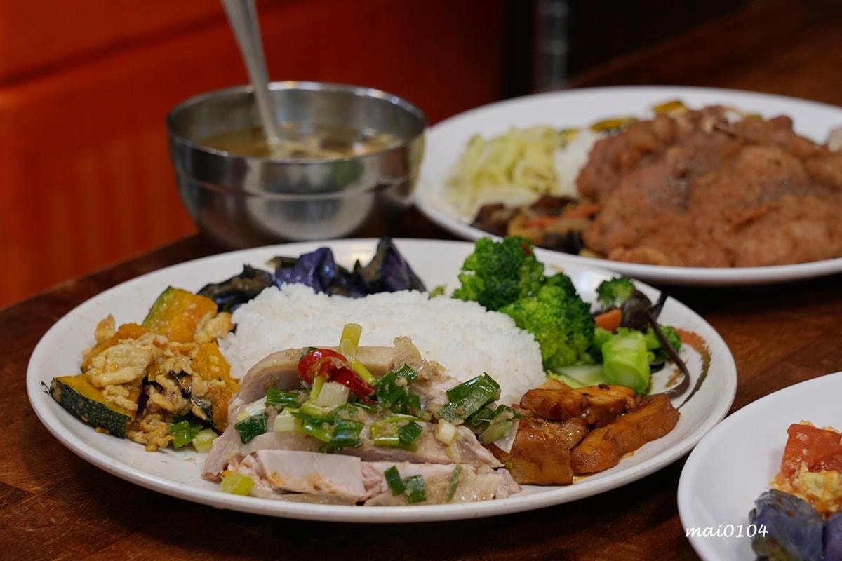 桃園平鎮美食|三國東風也炊便當~以三國名將命名的在地老字號便 桃園平鎮美食|三國東風也炊便當~以三國名將命名的在地老字號便