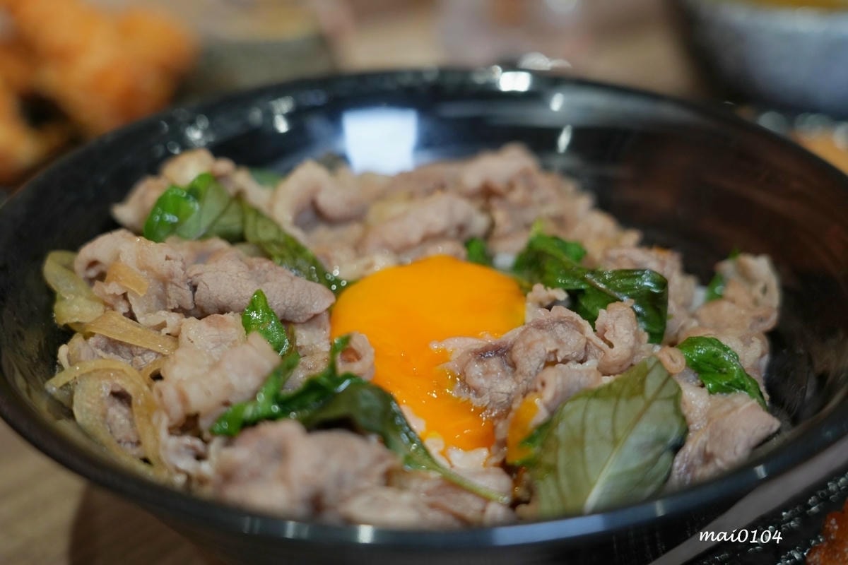 桃園美食|新丼創意丼飯專賣~多達20多種丼飯選擇,提供麥茶、 桃園美食|新丼創意丼飯專賣~多達20多種丼飯選擇,提供麥茶、