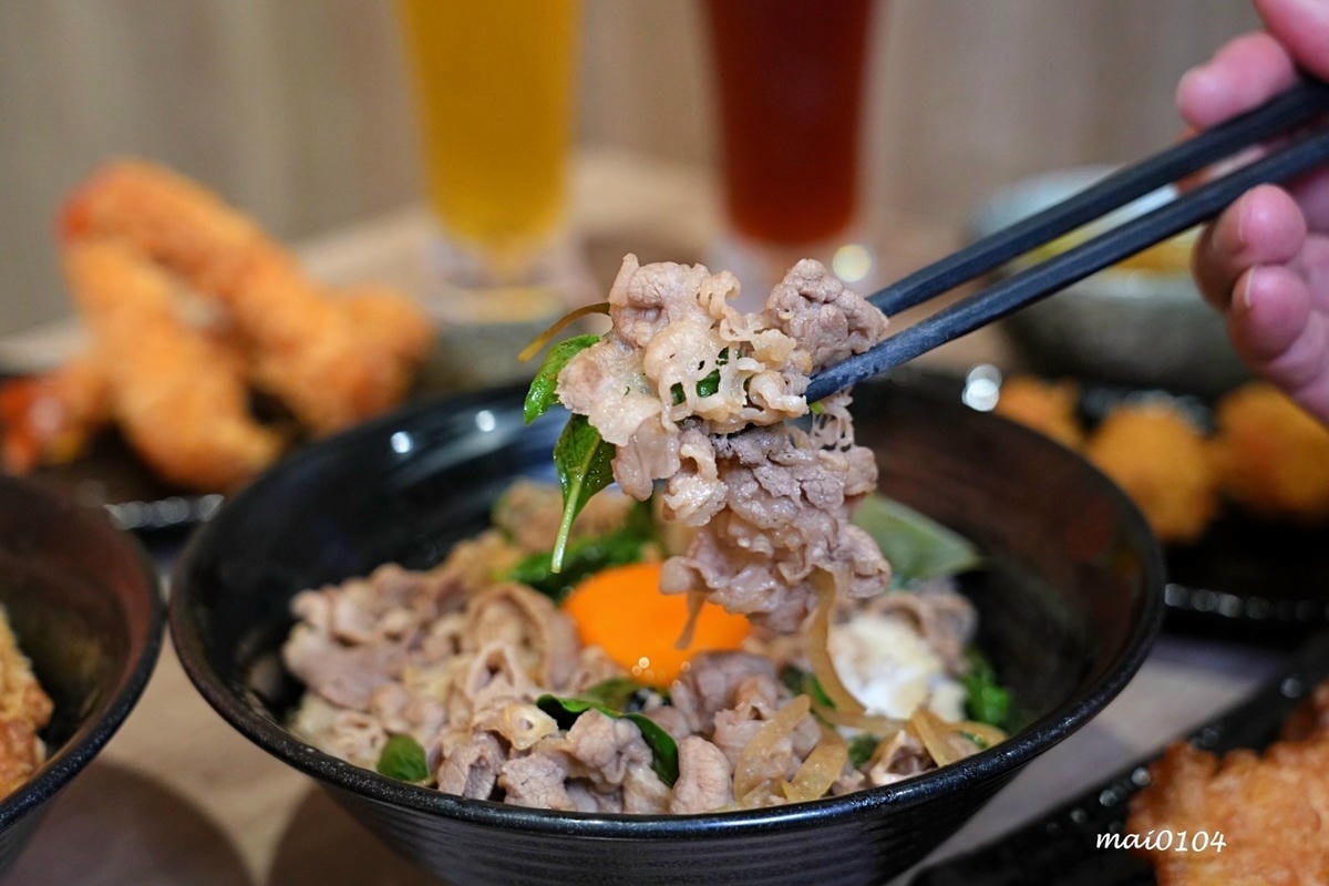 桃園美食|新丼創意丼飯專賣~多達20多種丼飯選擇,提供麥茶、 桃園美食|新丼創意丼飯專賣~多達20多種丼飯選擇,提供麥茶、