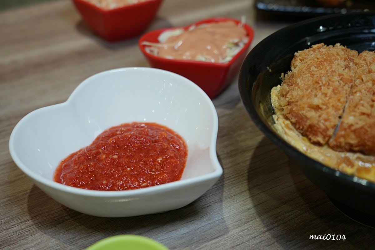 桃園美食|新丼創意丼飯專賣~多達20多種丼飯選擇,提供麥茶、 桃園美食|新丼創意丼飯專賣~多達20多種丼飯選擇,提供麥茶、