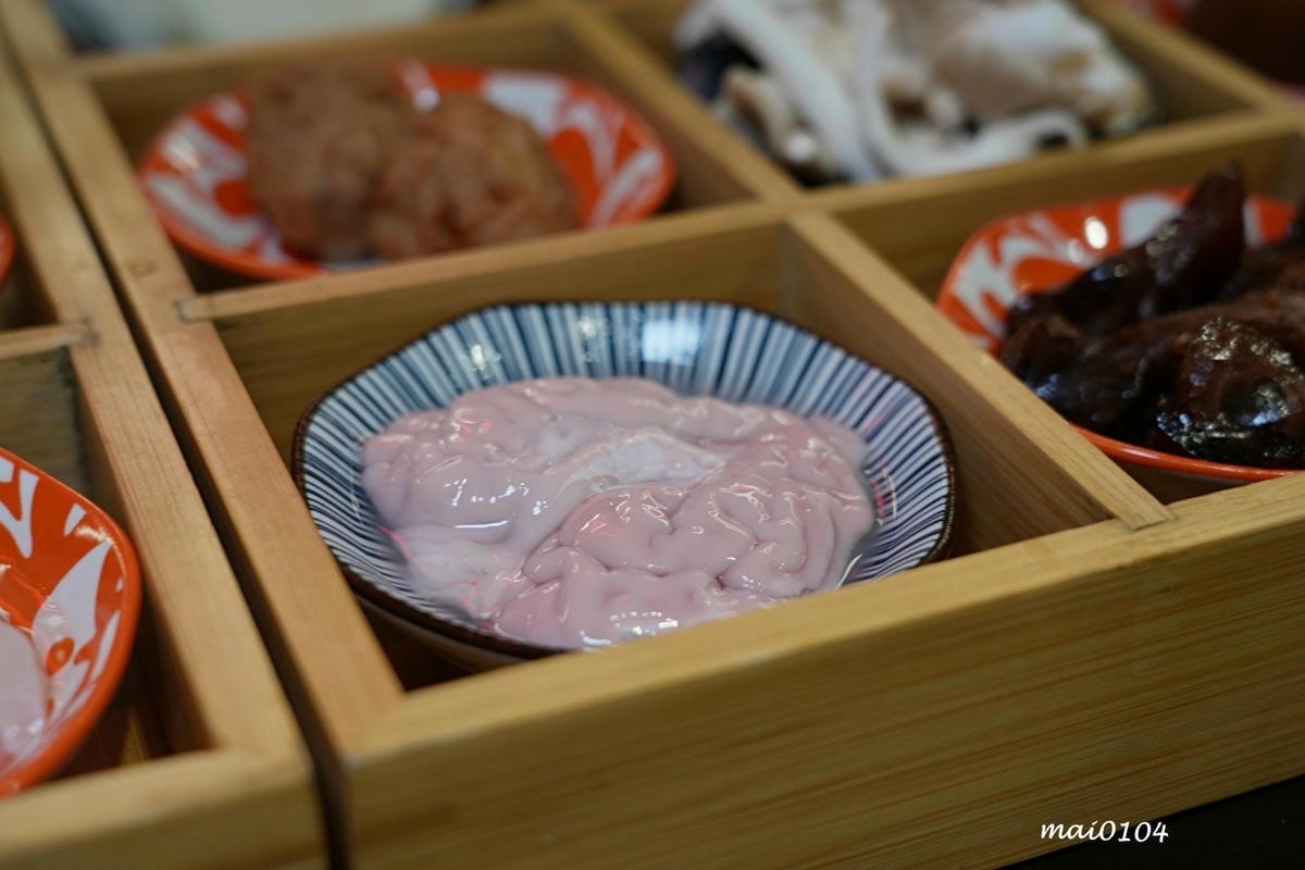 台北松山鍋物推薦｜紅九九個人麻辣鴛鴦鍋～單人鴛鴦鍋、不加價，