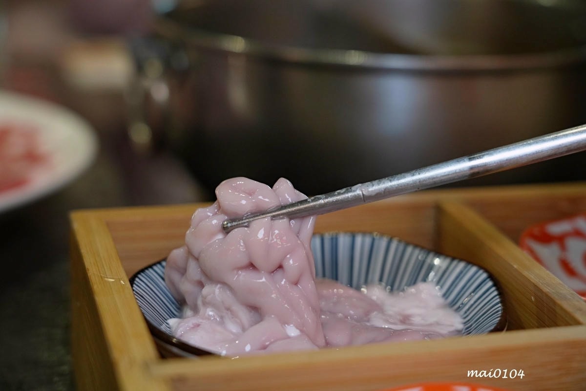 台北松山鍋物推薦｜紅九九個人麻辣鴛鴦鍋～單人鴛鴦鍋、不加價，