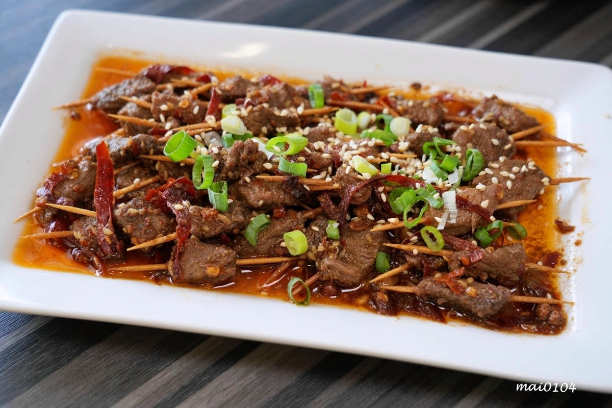 桃園平鎮美食｜饗吃麻辣重慶小麵～四川道地麵食，酸辣粉、老壇酸