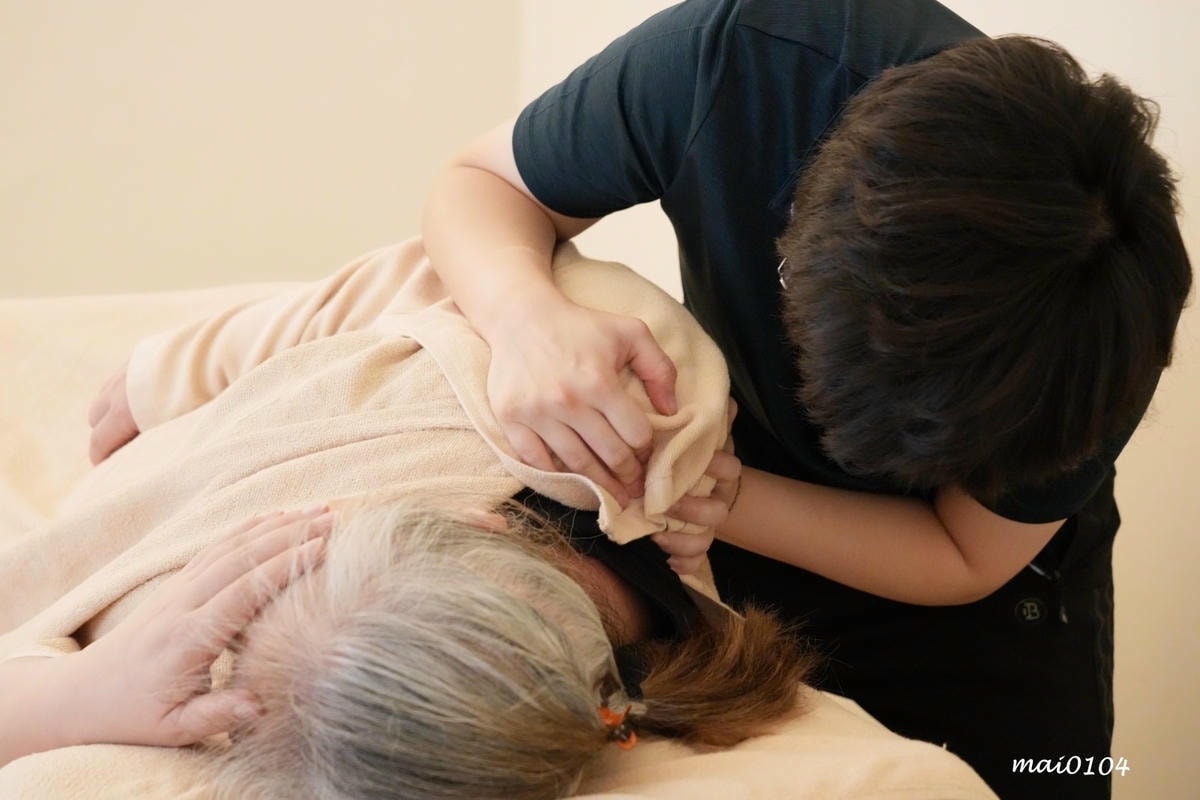 台北東區按摩推薦｜微痠深層調理工作室～南洋SPA氛圍的環境加