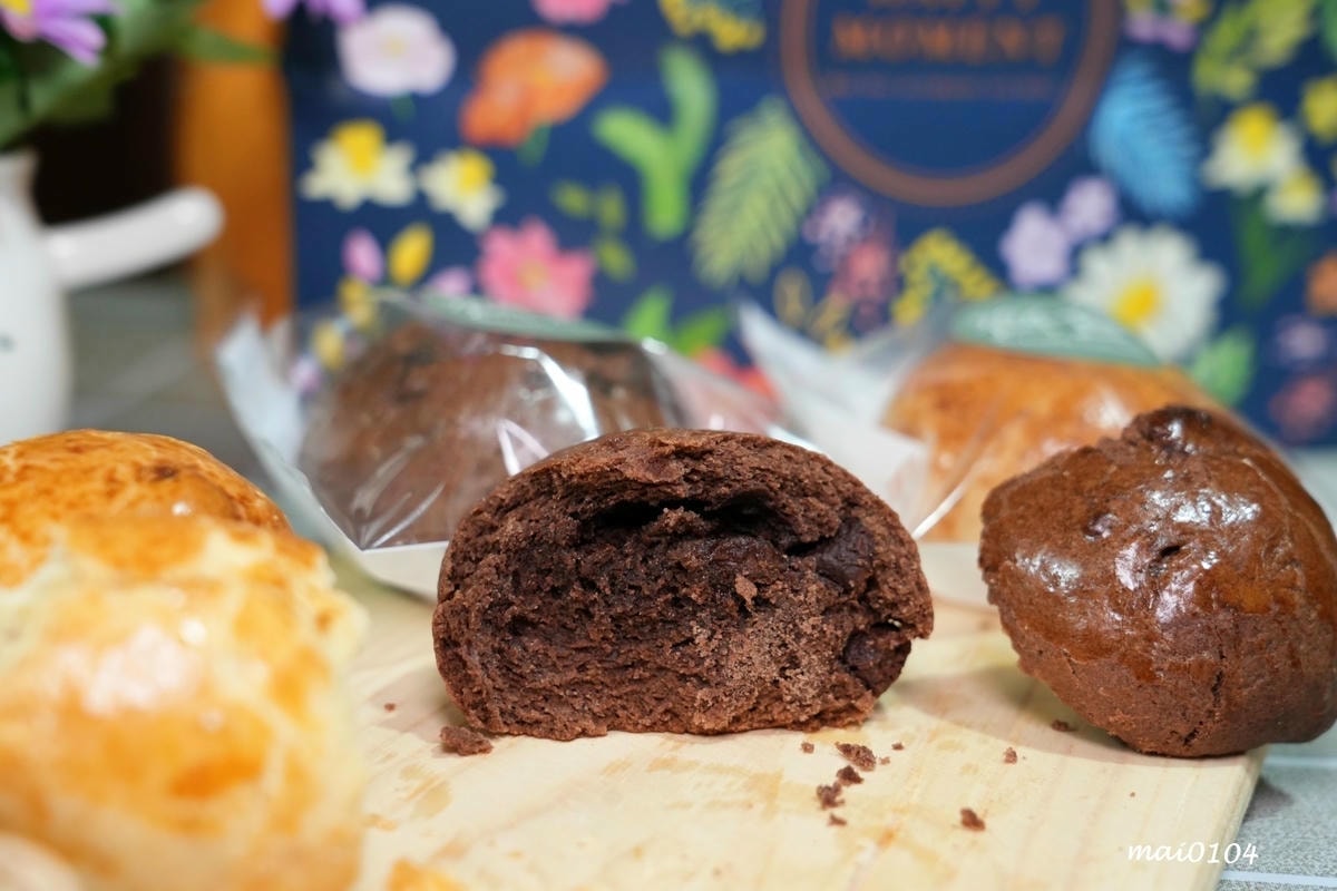 桃園美食｜紅菓咖啡×齊食蛋黃酥～隱身在紅菓咖啡裡，內行的才知