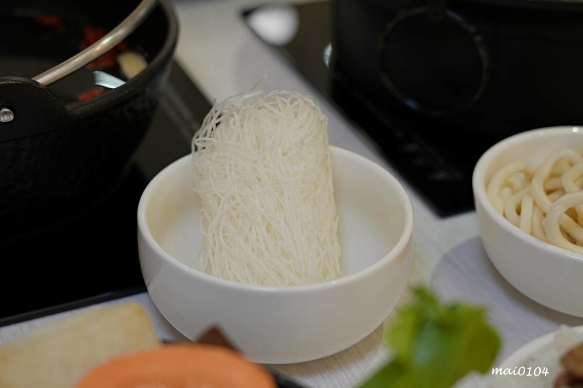 中壢火鍋推薦｜覓境鍋物～莒光公園旁韓式網美風格火鍋店，個人也