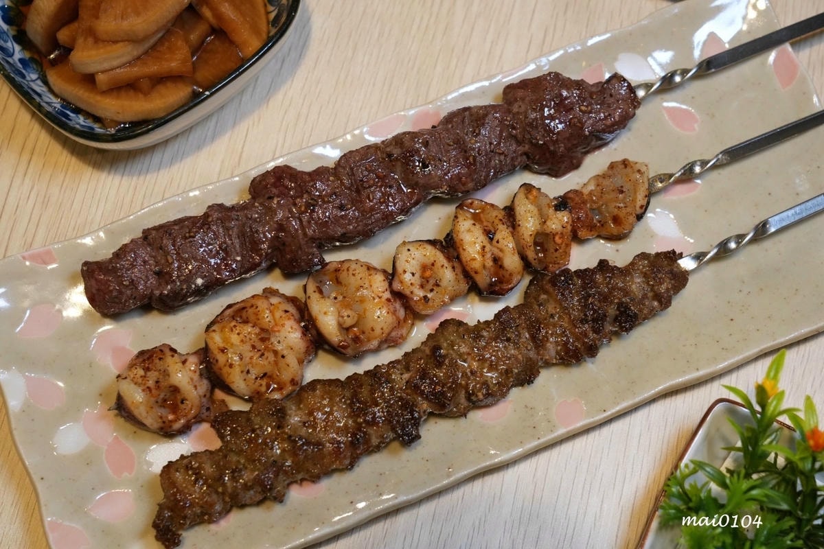 桃園美食｜三川燒烤創意料理～隱身在桃園觀光夜市巷弄內美食，提