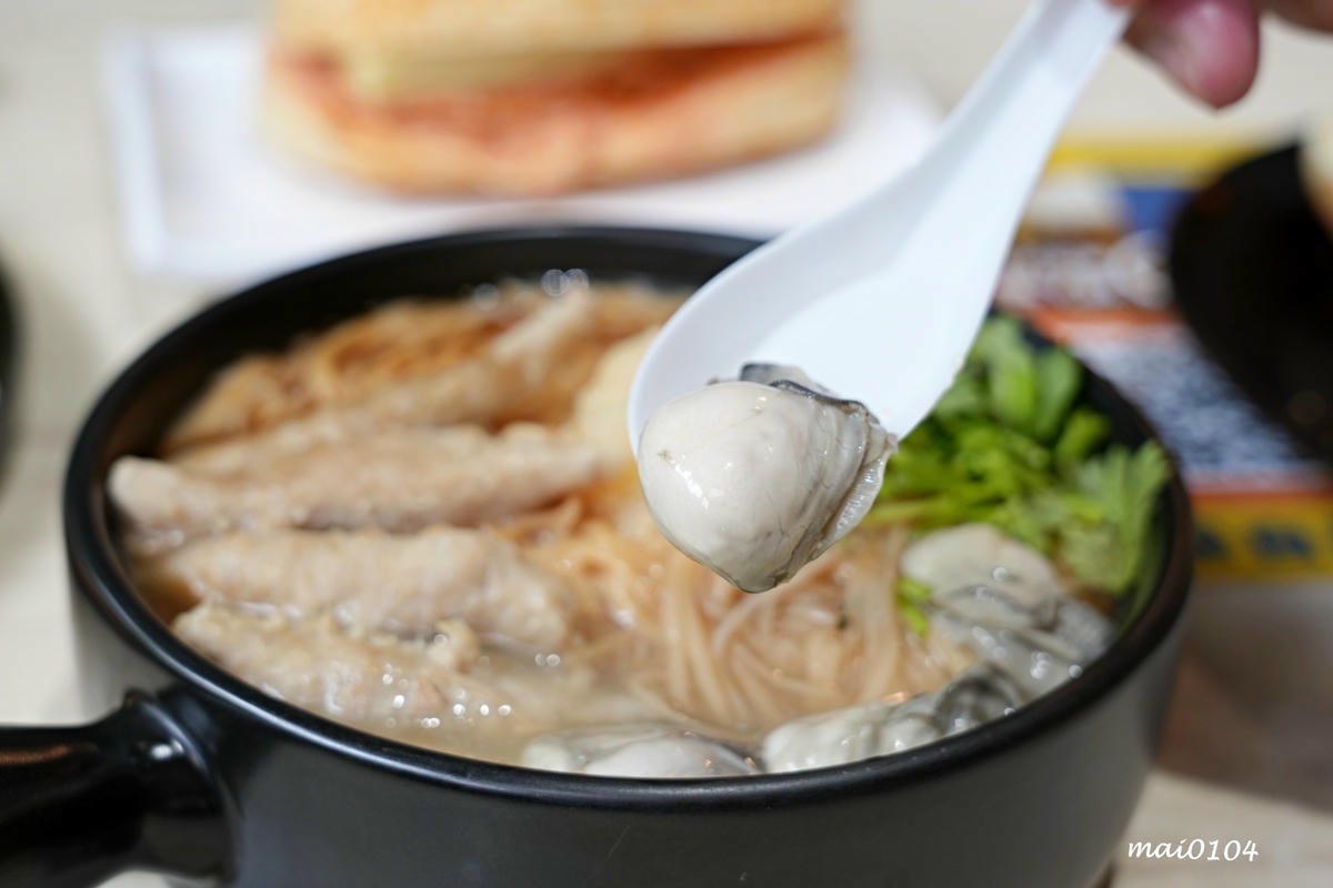 桃園人氣中西式早午餐｜Eat here吃這炭火土司～桃園版丹