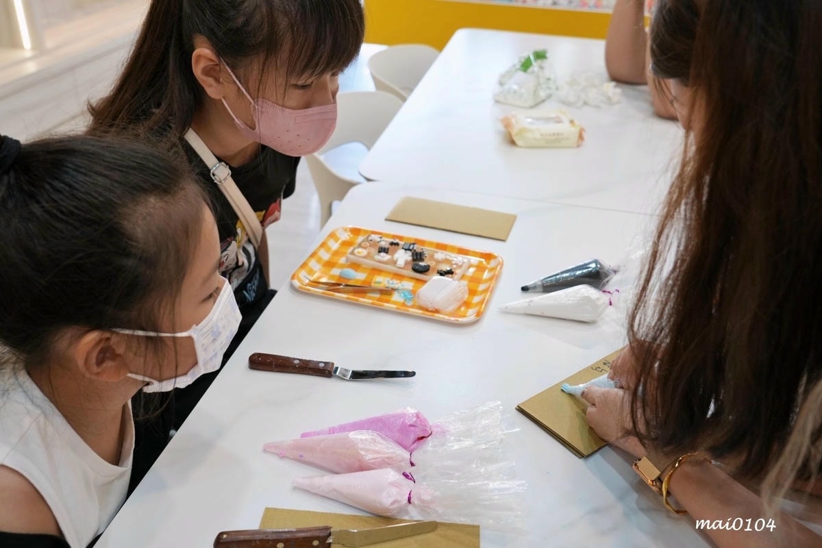 FUN空手作~全桃園唯一手作奶油膠手機殻,為手機打造獨一無二 FUN空手作~全桃園唯一手作奶油膠手機殻,為手機打造獨一無二