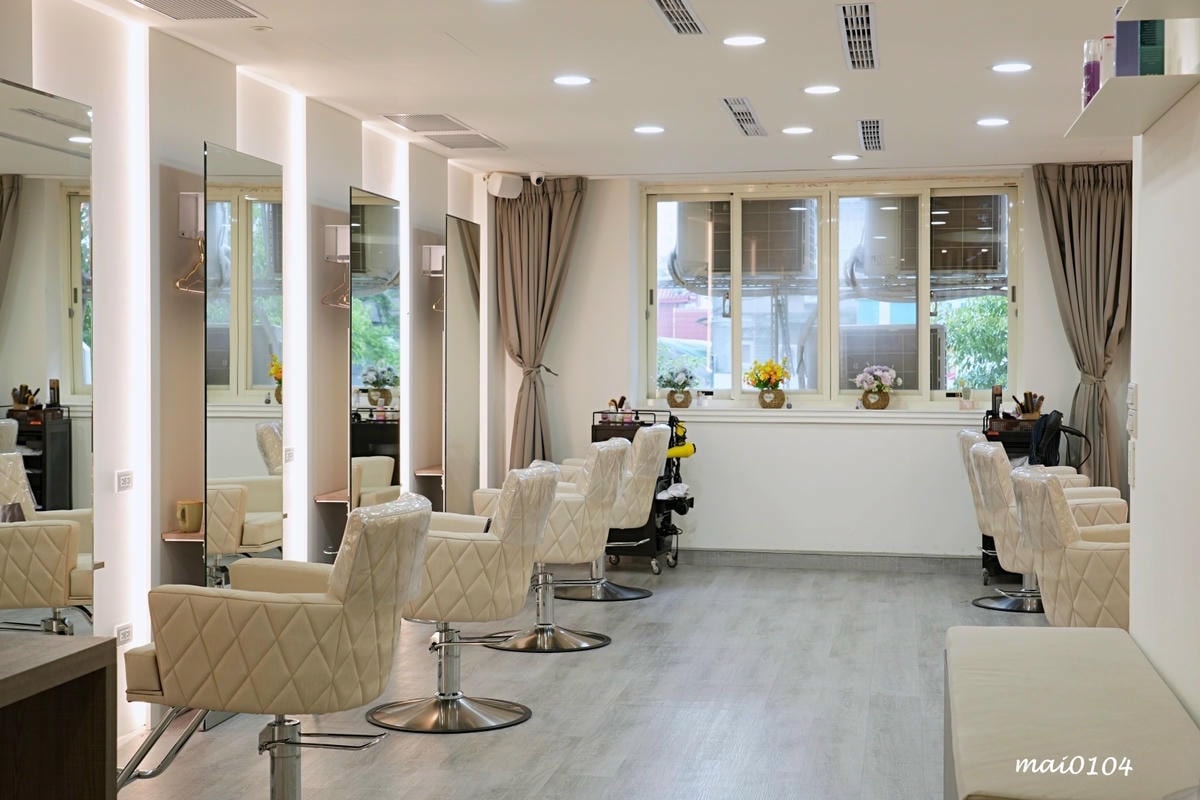 板橋染髮推薦｜AZONE髮廊新月殿～捷運新埔站旁，平價男女染