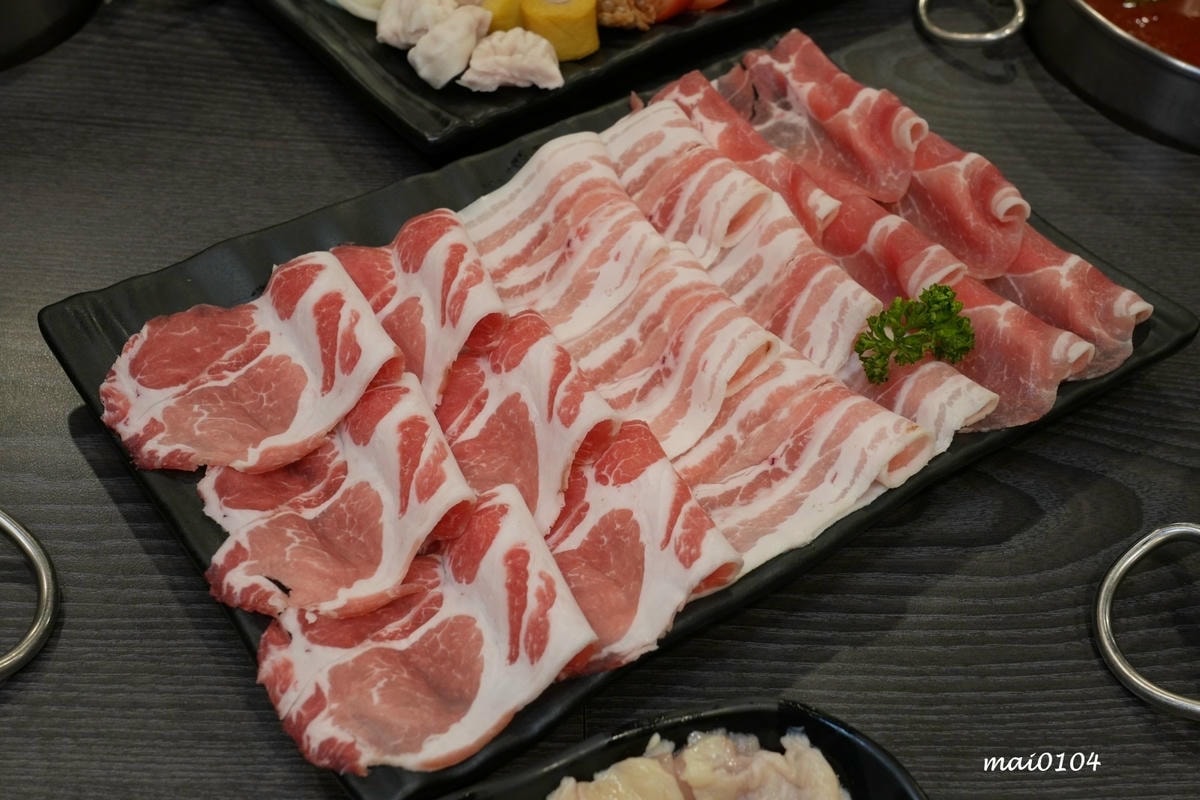 台北萬華鍋物推薦｜94咖哩孃萬大鍋物店～肉品使用原肉不用重組