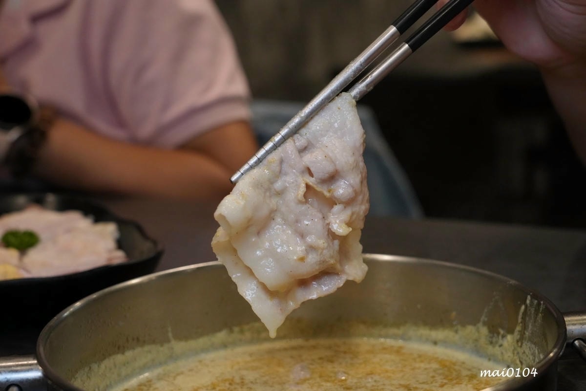 台北萬華鍋物推薦｜94咖哩孃萬大鍋物店～肉品使用原肉不用重組