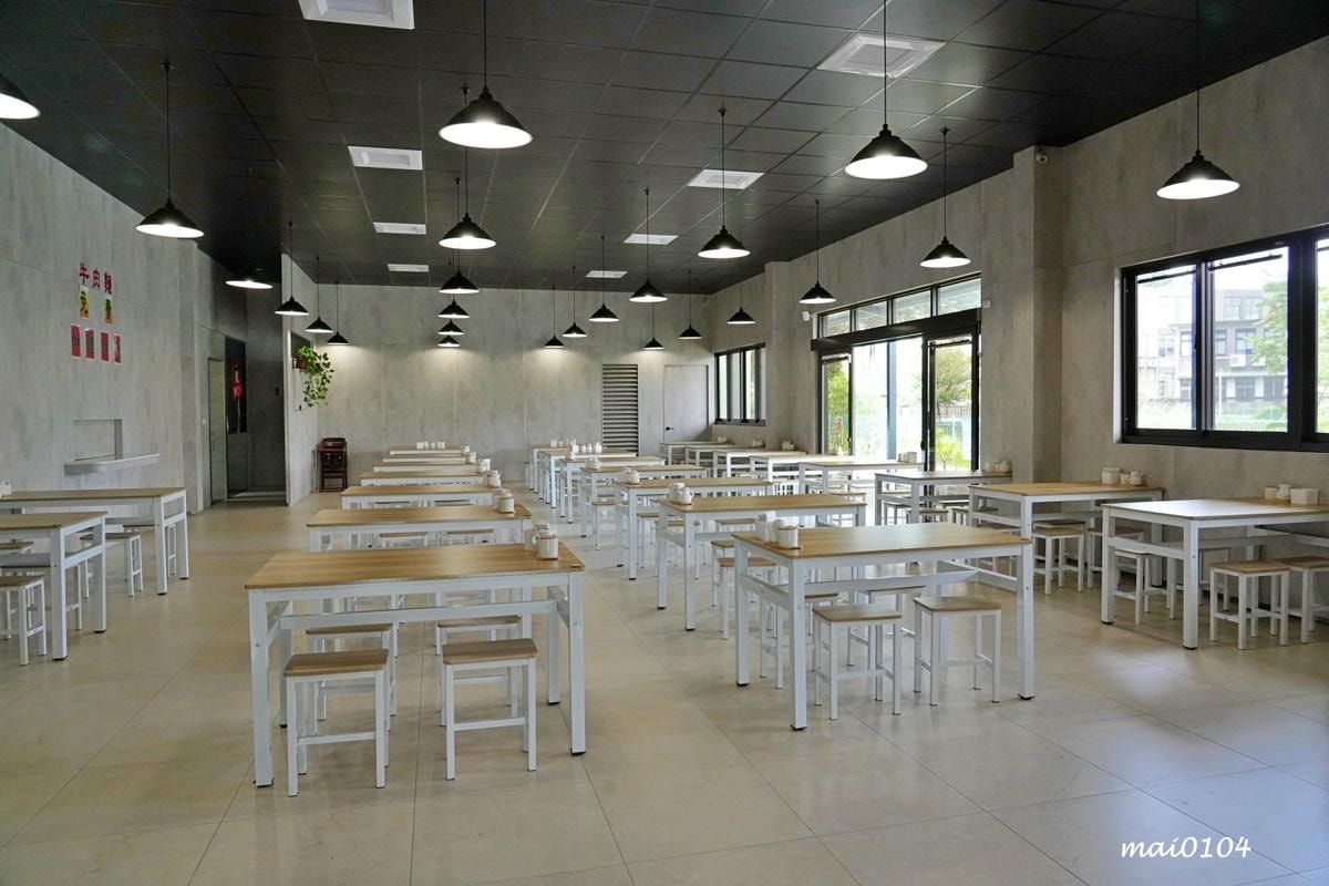 中壢牛肉麵推薦｜鍾小勤麵食館～免費加麵、加湯，豆花、飲料無限