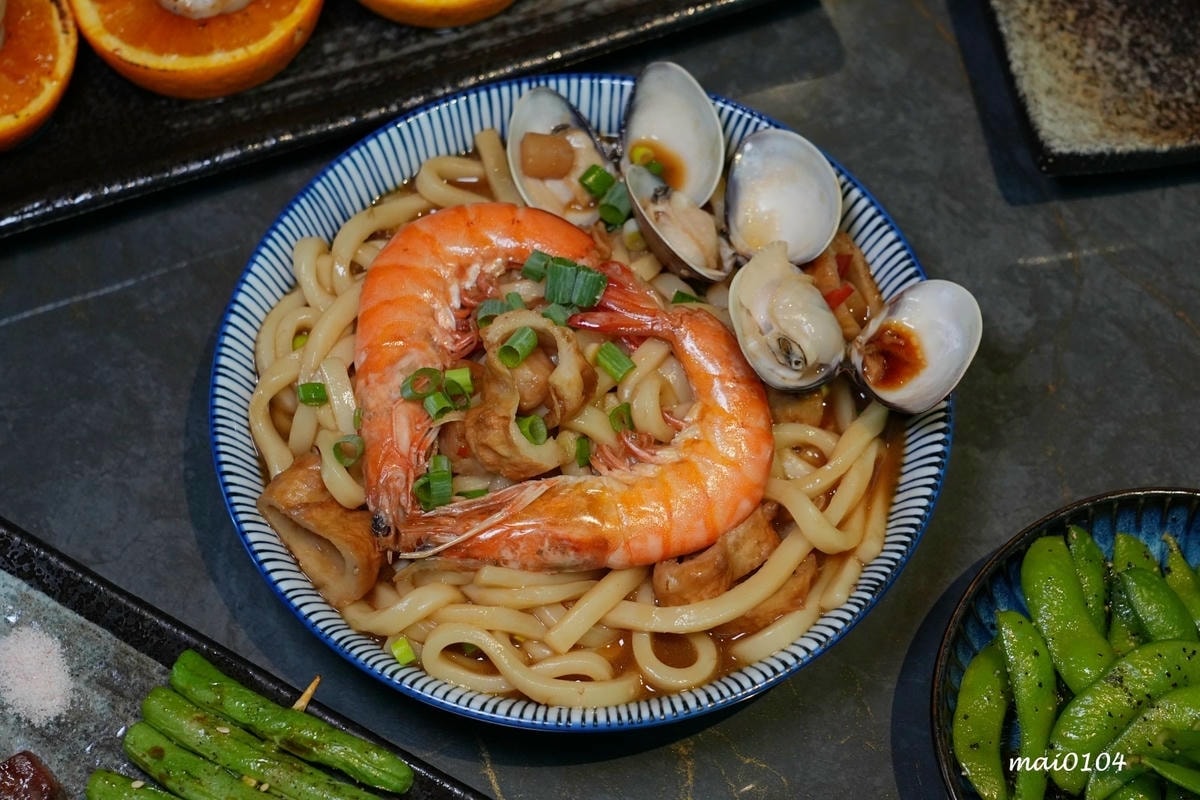 桃園居酒屋推薦｜參食sanshi精緻台式串燒～結合露營風、夜