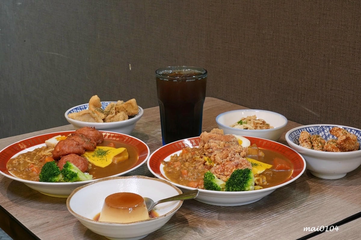 板橋美食｜小吉咖哩板橋文化店～免費加飯加麵加醬吃到飽，打卡按