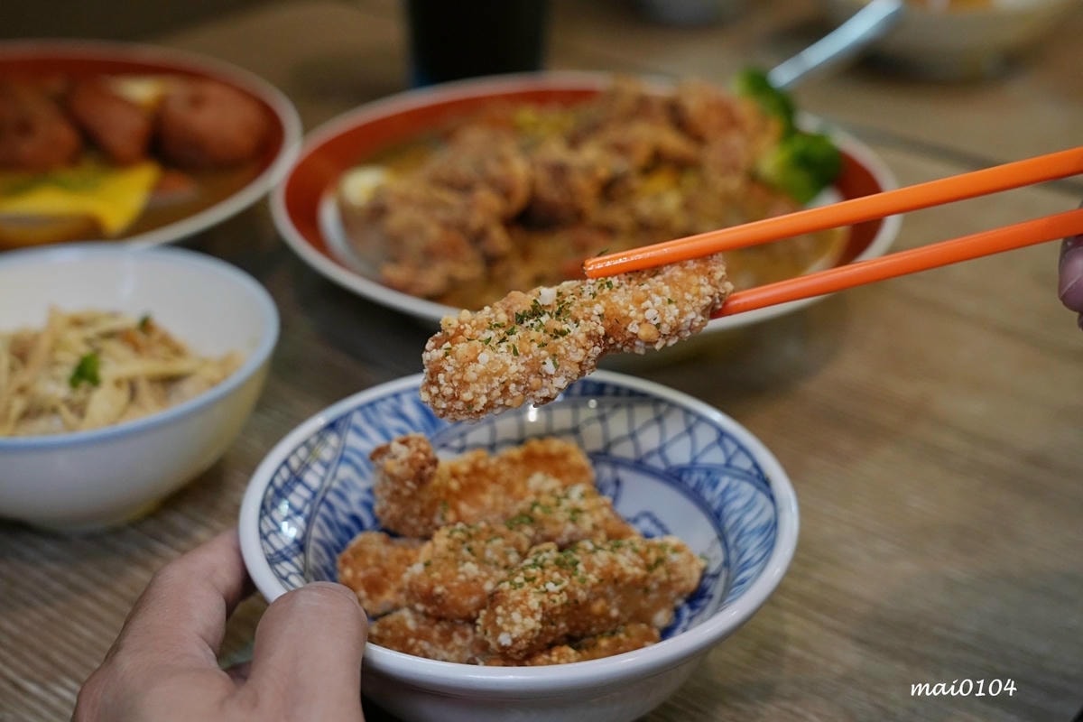 板橋美食｜小吉咖哩板橋文化店～免費加飯加麵加醬吃到飽，打卡按