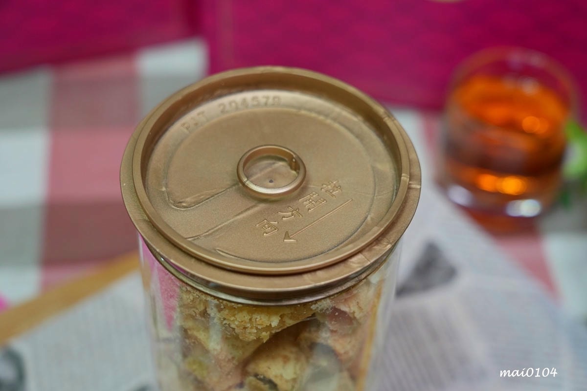 台中伴手禮|Kris克里酥~台中逢甲夜市伴手禮推薦,蛋捲、曲 台中伴手禮|Kris克里酥~台中逢甲夜市伴手禮推薦,蛋捲、曲