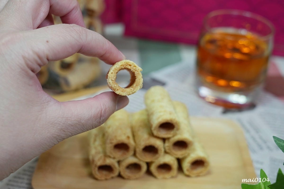 台中伴手禮|Kris克里酥~台中逢甲夜市伴手禮推薦,蛋捲、曲 台中伴手禮|Kris克里酥~台中逢甲夜市伴手禮推薦,蛋捲、曲