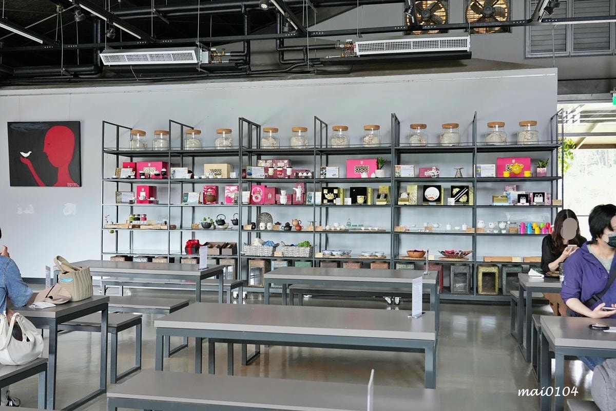 苗栗景點｜苗栗銅鑼茶廠～不用跑到高山上也能享受茶園靜謐之美，