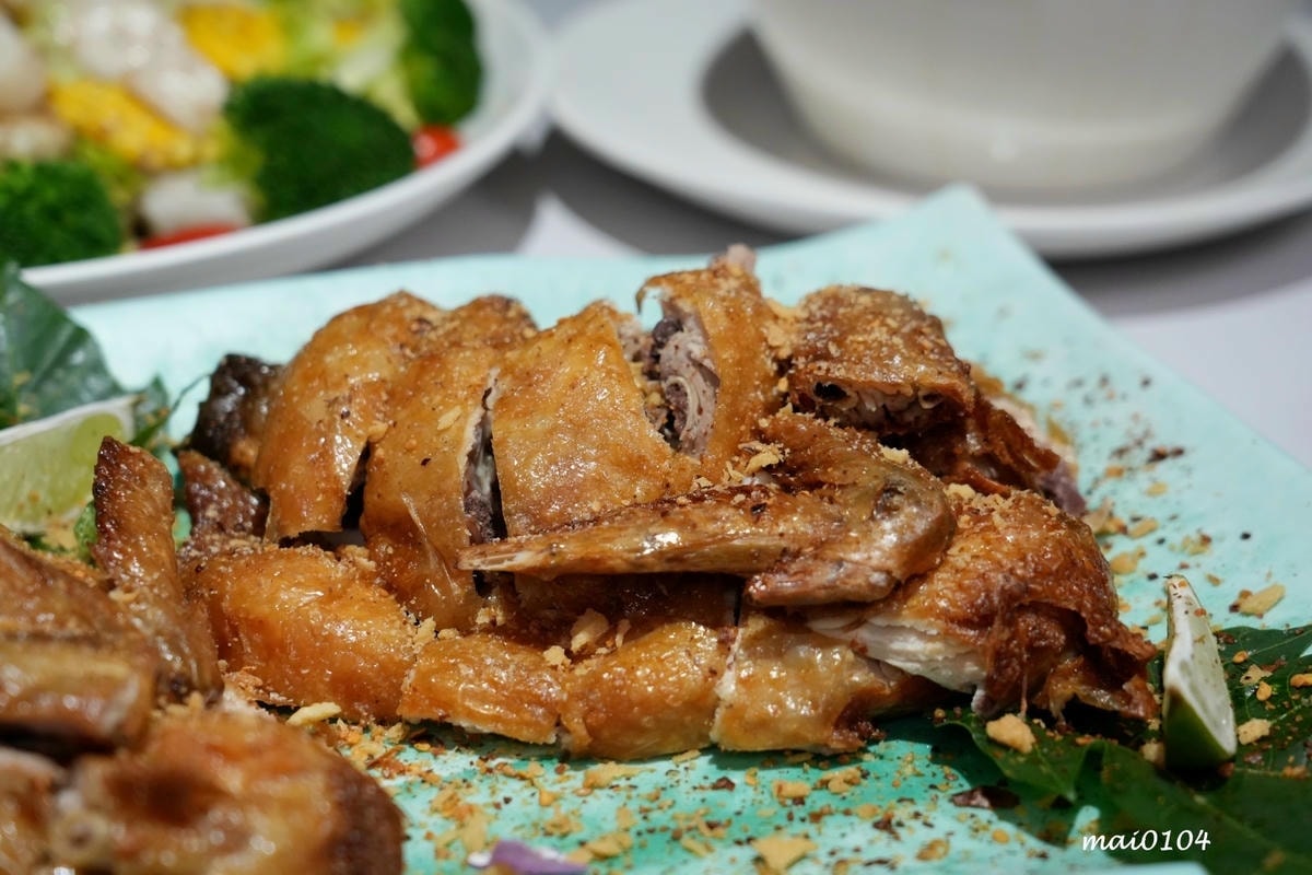 新店美食推薦｜宸軒園粵菜海鮮中興店～2023年尾牙桌菜推薦，