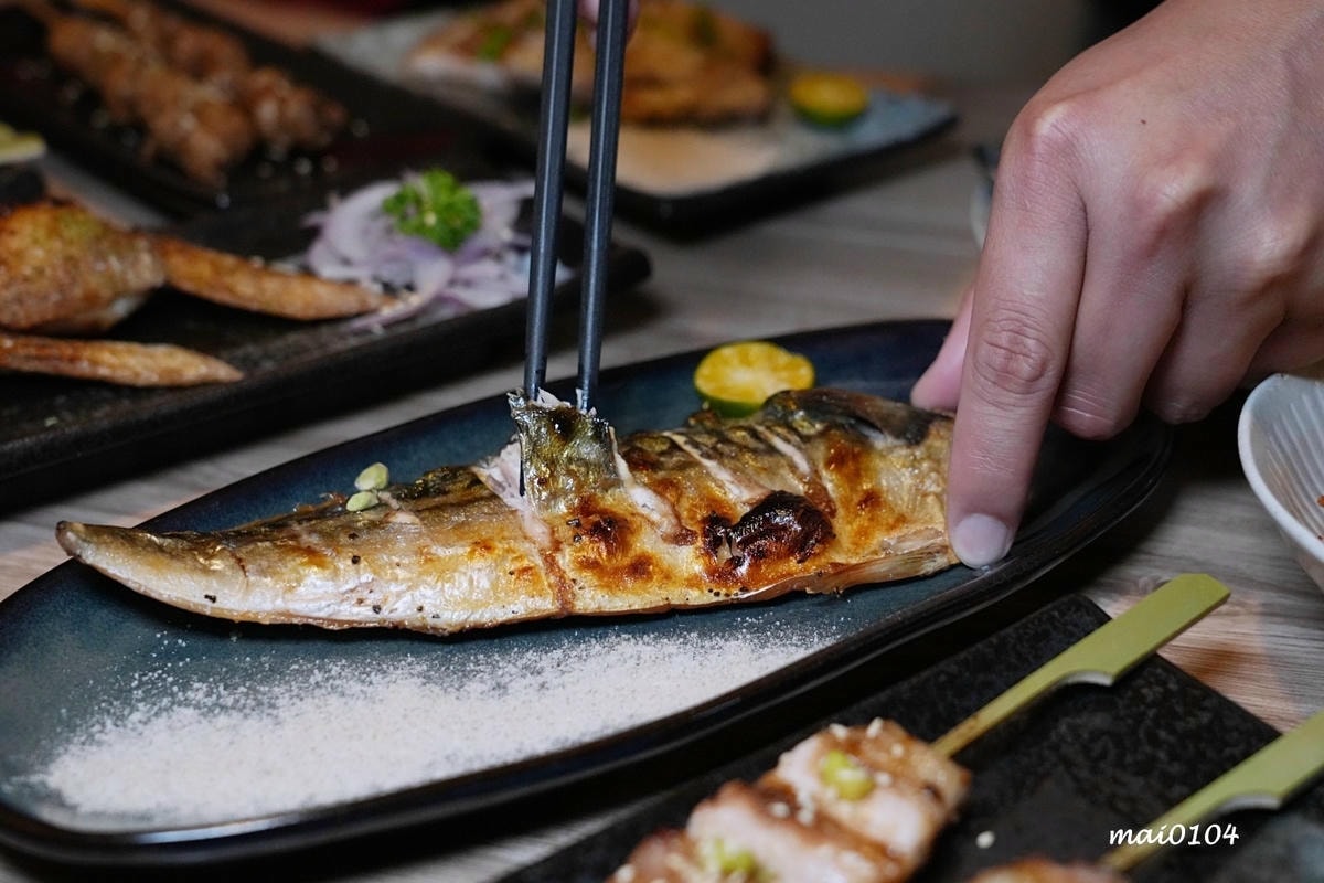 板橋居酒屋推薦｜暮樂町居酒屋～文青風格的環境，可單點清酒一杯