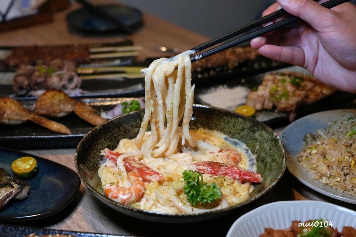 板橋居酒屋推薦｜暮樂町居酒屋～文青風格的環境，可單點清酒一杯